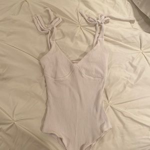 Princess polly- Clove Tie Up Bodysuit White